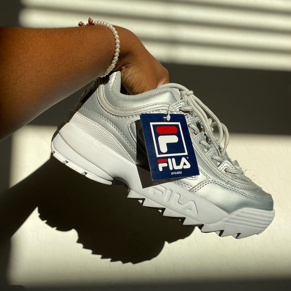 silver fila shoes